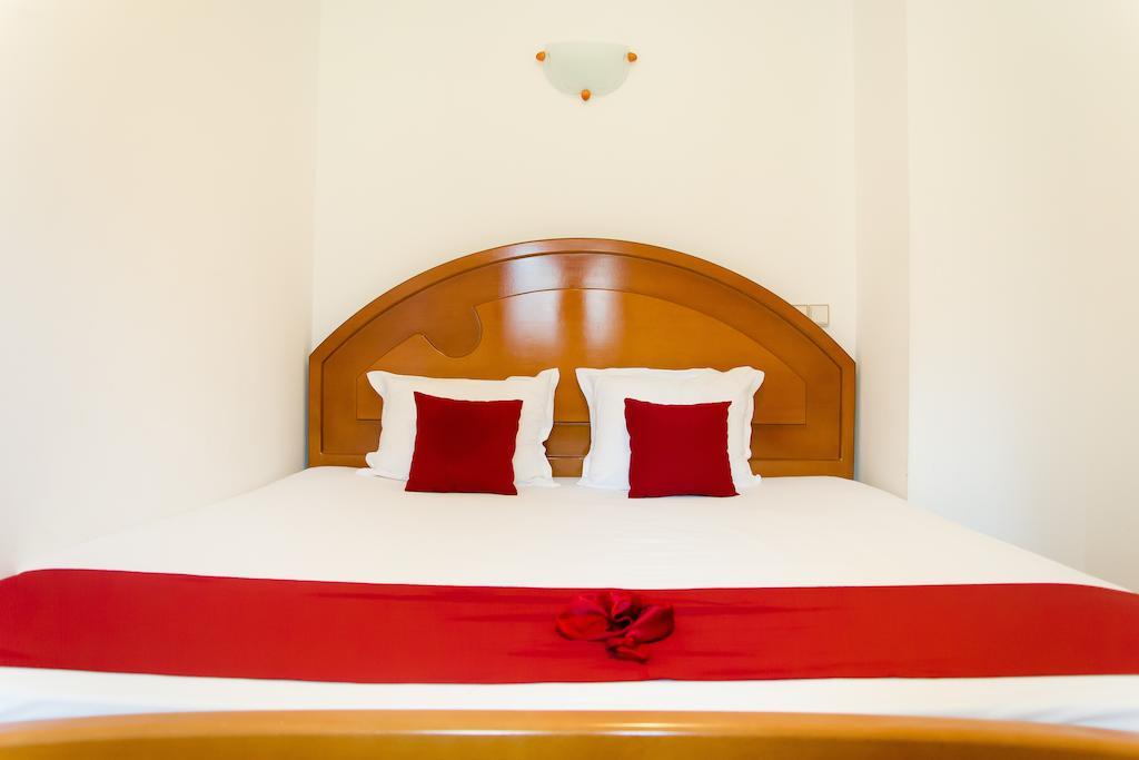 Family Hotel Elegance Arbanasi Pokoj fotografie