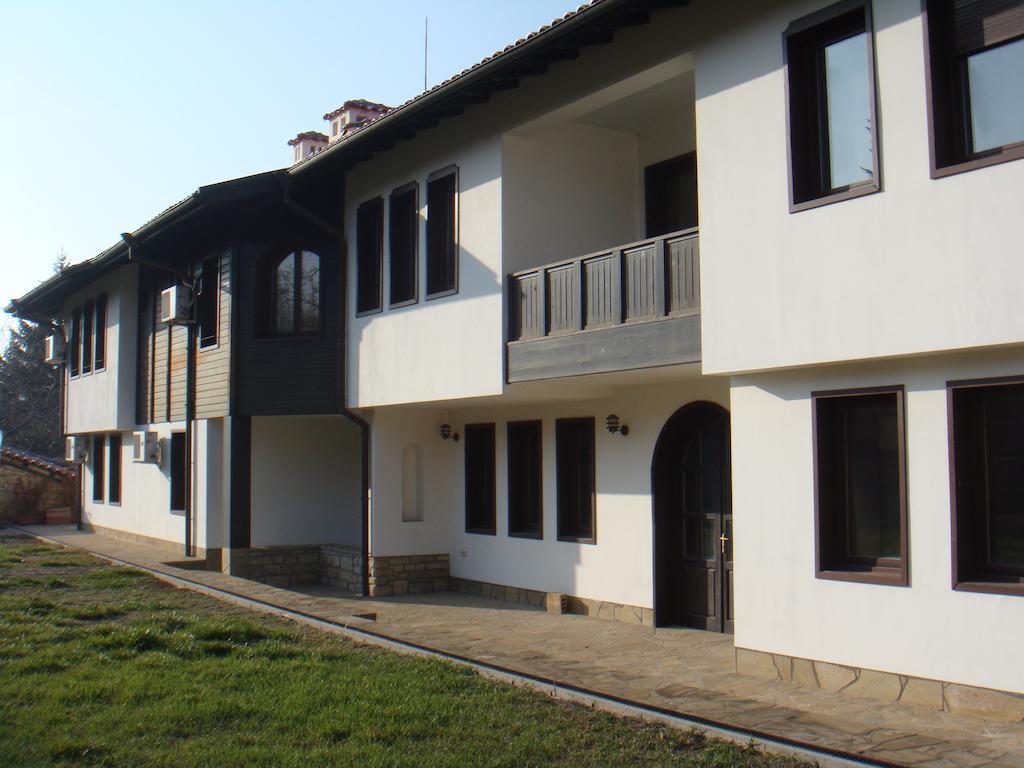 Family Hotel Elegance Arbanasi Exteriér fotografie